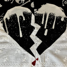 Load image into Gallery viewer, Achy Breaky Heart, Foundation Paper Piecing, FPP Pattern, 5 sizes