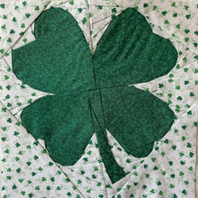 Load image into Gallery viewer, Four Leaf Clover, Foundation Paper Piecing Pattern (FPP Pattern), Quilt Block, 3 sizes
