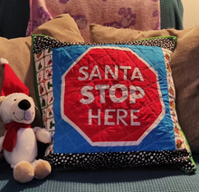 Load image into Gallery viewer, Santa Stop Here Sign, Foundation Paper Piecing Pattern (FPP Pattern), Quilt Block, 4 sizes included