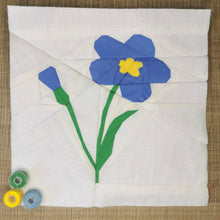 Load image into Gallery viewer, Forget-Me-Not, Flower, Foundation Paper Piecing Pattern (FPP Pattern), Quilt Block, 3 sizes FPP Patterns- Full Bobbin Designs foundation paper piecing patterns quilt block patterns sewing patterns
