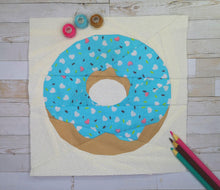 Load image into Gallery viewer, Doughnut Foundation Paper Piecing Pattern (FPP Pattern), Quilt Block, 3 sizes FPP Patterns- Full Bobbin Designs foundation paper piecing patterns quilt block patterns sewing patterns