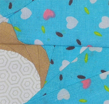 Load image into Gallery viewer, Doughnut Foundation Paper Piecing Pattern (FPP Pattern), Quilt Block, 3 sizes FPP Patterns- Full Bobbin Designs foundation paper piecing patterns quilt block patterns sewing patterns