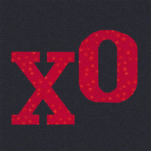 Load image into Gallery viewer, Hugs and Kisses Foundation Paper Piecing Pattern (FPP Pattern), Quilt Block, 3 sizes FPP Patterns- Full Bobbin Designs foundation paper piecing patterns quilt block patterns sewing patterns