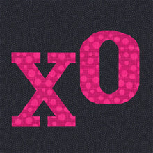 Load image into Gallery viewer, Hugs and Kisses Foundation Paper Piecing Pattern (FPP Pattern), Quilt Block, 3 sizes FPP Patterns- Full Bobbin Designs foundation paper piecing patterns quilt block patterns sewing patterns