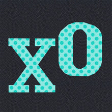 Load image into Gallery viewer, Hugs and Kisses Foundation Paper Piecing Pattern (FPP Pattern), Quilt Block, 3 sizes FPP Patterns- Full Bobbin Designs foundation paper piecing patterns quilt block patterns sewing patterns