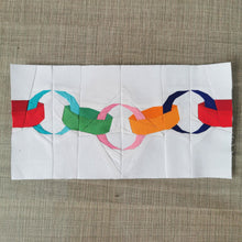 Load image into Gallery viewer, Paper Chain, Foundation Paper Piecing Pattern (FPP Pattern), Quilt Block, 5 sizes FPP Patterns- Full Bobbin Designs foundation paper piecing patterns quilt block patterns sewing patterns